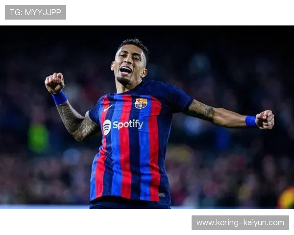 弗利克抨击FIFA最佳阵容评选：拉菲尼亚落选是笑话