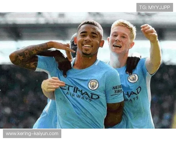 瓜迪奥拉回应欧冠压力：足球是圆的，但曼城有能力把它踢成传奇。